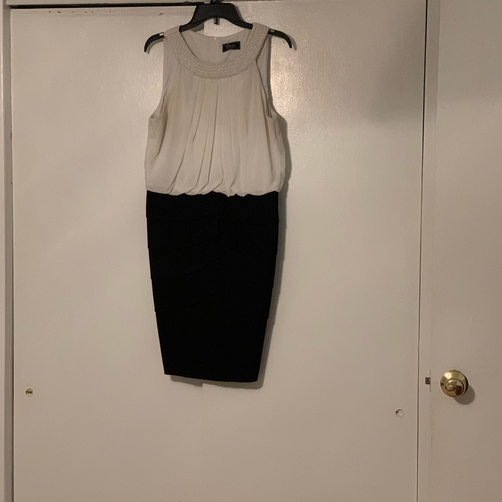 Dress Barn Collection Off White/Black Size 14